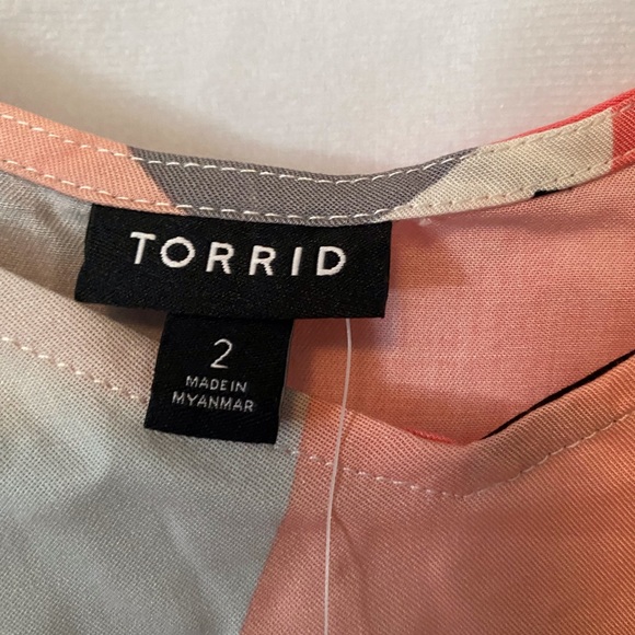 Torrid geometrical tank - Picture 2 of 3